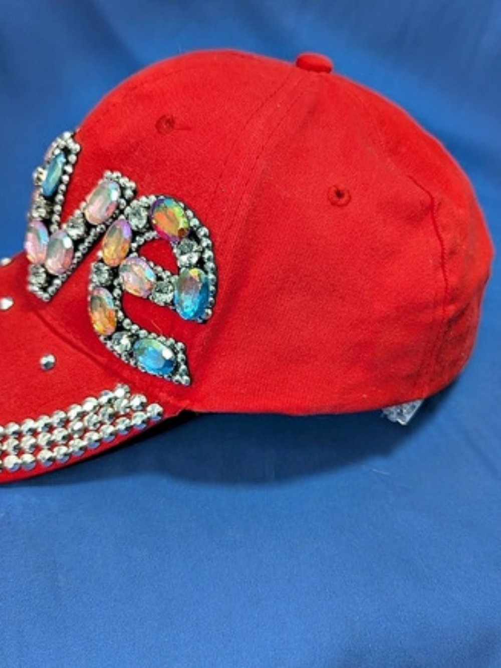 Red Rhinestone Embellished Cap - Picture 4 of 9